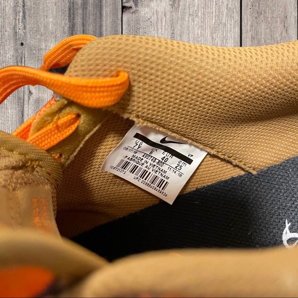 Air Force 1 - Picture 4 of 4